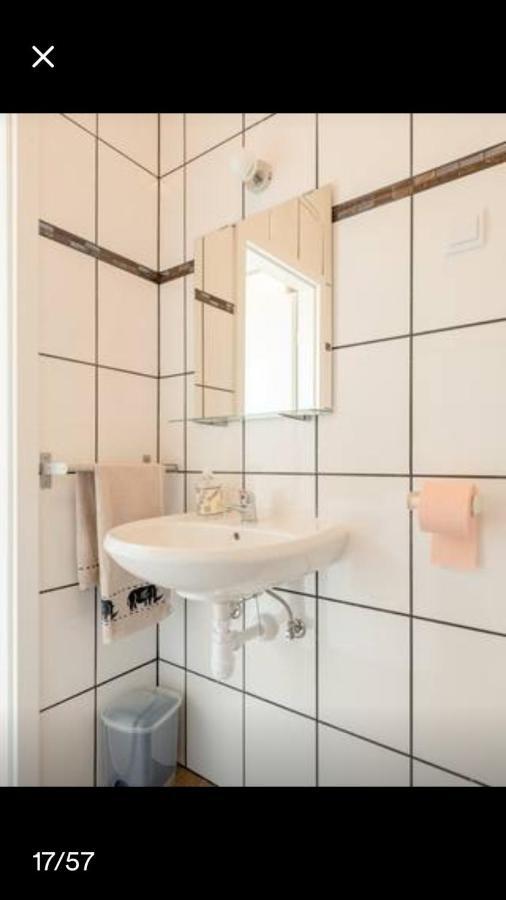 Studio Apartmant Leona With Parking Place Split Exterior foto
